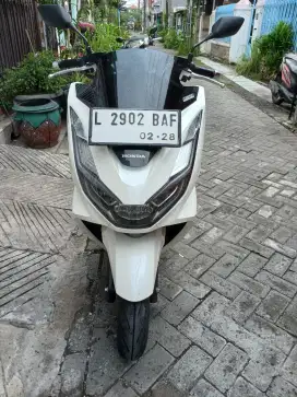 Pcx ABS pemakin 2023 km 11 rb istimewa orsinil cat samsat ketintang