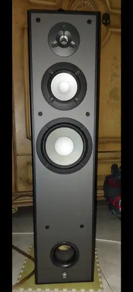 Floor Standing Passive Speaker Yamaha NS 7390