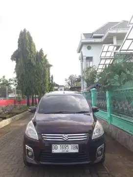 Ertiga GL AT metic 1.4 cc 2014 wrna maron mulus bsa dp 3 jt 3.2 jt /th