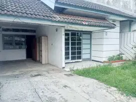 rumah lama hitung tanah saja di antapani