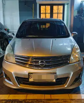 Grand Livina XV matic 2013/2012