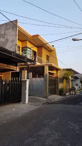 DIJUAL Rumah petemon Jl. SIMO SIDOMULYO