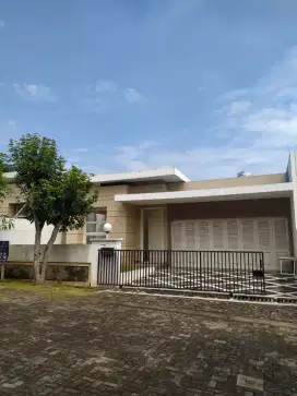 Candigolf Semarang. Rumah dekat SIS Jangli, Semarang.