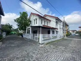 Rumah 2 lantai di jalan kaliurang km 10