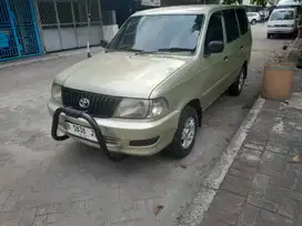 Toyota Kijang 2004 Bensin