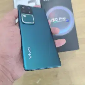 Vivo v30 pro ram 12 /512 gb mulus 99%