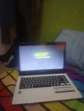 Laptop acer bekas dijamin masih mulus