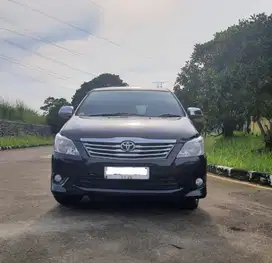 Toyota Kijang Innova 2012 Bensin