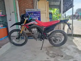 Honda CRF 2024 BLACK