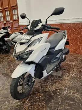 DL 1.5 JT ~ HONDA VARIO 160 ABS 2023