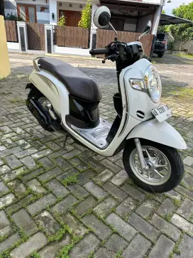 Scoopy 2018 ori