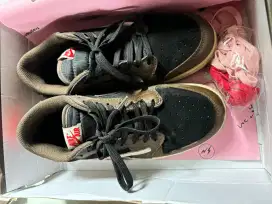 SEPATU AJ1 LOW SECOND