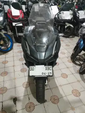 Honda adv 160 cc 2024 abu-abu