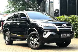 Toyota Fortuner Manual Diesel Tahun 2016 Warna Hitam