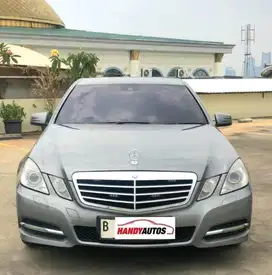 Mercedes Benz E250 Avantgarde Tahun 2012