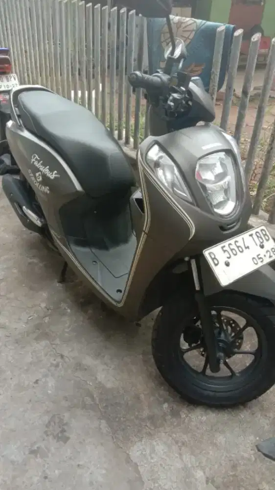 Dijual motor Honda. Genio