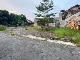 Tanah Ngaglik, 5 Menit Jl Kaliurang km 10