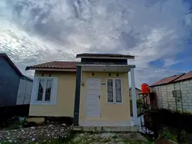 Disewakan rumah di handil bakti