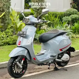 Vespa SPRINT 150 IGET ABS LED FACELIFT Tahun 2019 WARNA ABU GLOSSY