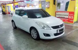 KM 68 RB! SUZUKI SWIFT GX 2015 AUTOMATIC KEYLESS NIK 2014 FULL SPEC