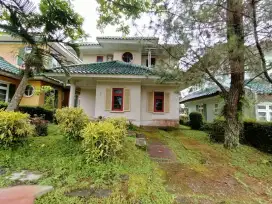 Dijual murah vila 2LT lokasi vila dkt gerbangnya puncak resort Cipanas