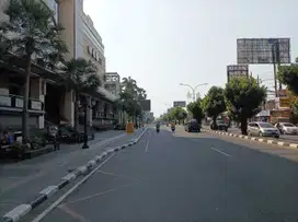 Luas 254 m2, Tanah Selatan Ambarukmo Plaza Jogja