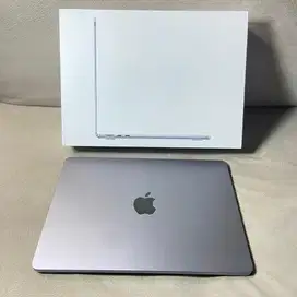 Macbook Air M2 8/256GB SpaceGrey NEW Garansi Resmi iBox Indonesia