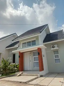 Free Balik Nama! Rumah Cantik Semi Villa Dekat Lapangan Kasihan