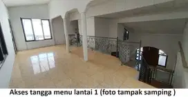 Rumah 3 lantai Jalan besar Caringin Raya kota bandung