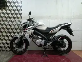 vixion new tahun 2015 low km 30rb/tt boleh gan cash lebih bagus