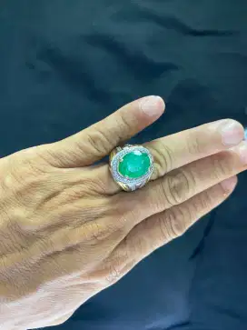 Zamrud Natural Emerald Beryl