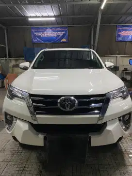 FORTUNER VRZ ISTIMEWA