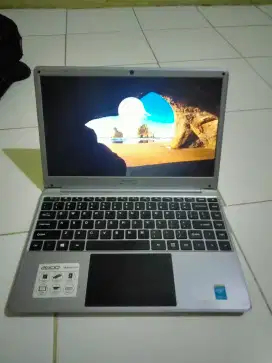 Laptop axio myboox