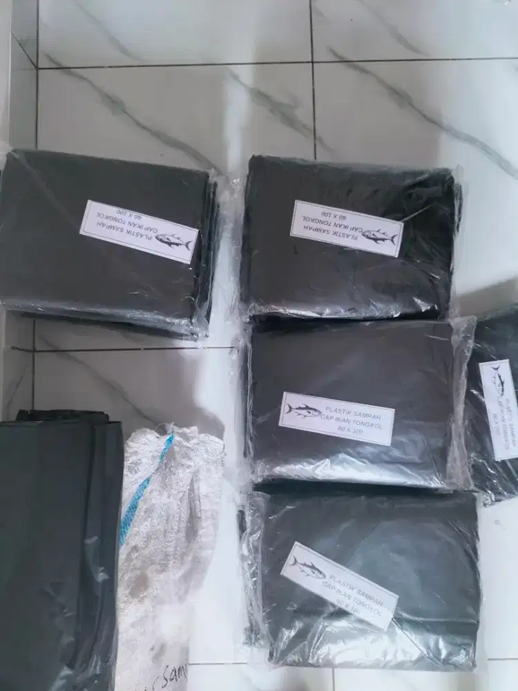 Polibek plastik sampah