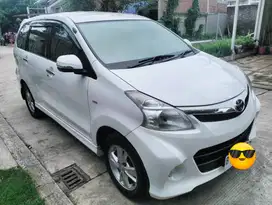 Toyota Avanza Veloz AT 2015