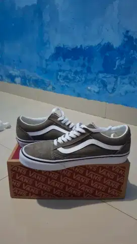 Di jual sepatu Vans old skool original ukuran 26 cm