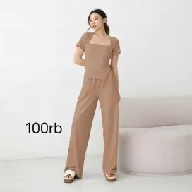 Baju atasan dan setelan wanita