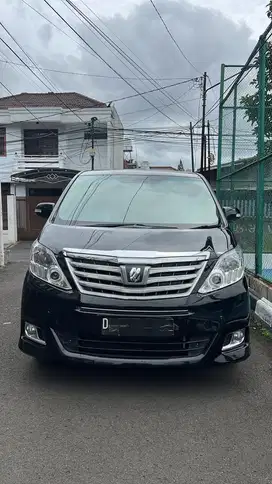 Toyota Alphard G AT 2012