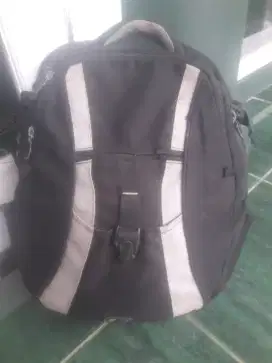 tas/ransel sekolah