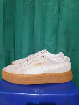 Sepatu puma smash