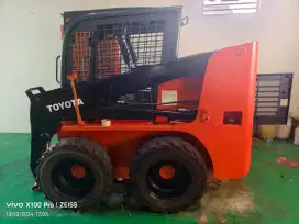 Jual skyd loader toyota thn 2014