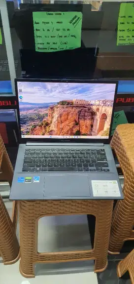 Asus Vivobook oled