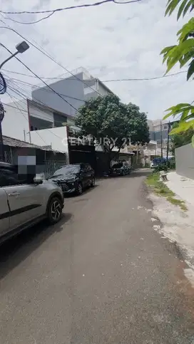 Rumah Tua Muara Karang Hitung Tanah Dekat BPK Penabur