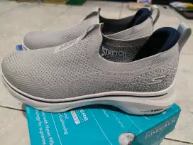 Skechers Go Walk 7