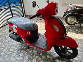 Yamaha fazzio 125 LED keyless 2024 bln 1 pajak panjang T Karawang lexi