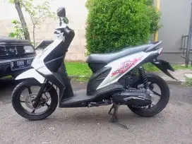 Honda Beat 2011 putih orisinil