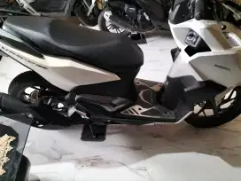 Honda Vario 160 ABS 2024   seperti baru km 1000 an lkp