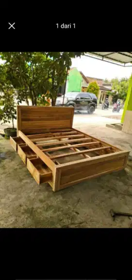 Dipan tempat tidur 160x2m