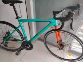 Sepeda roadbike element police Torono hijau tosca