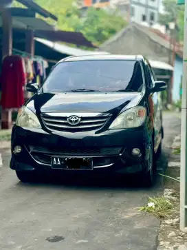 Avanza s 10 low km orinan juara